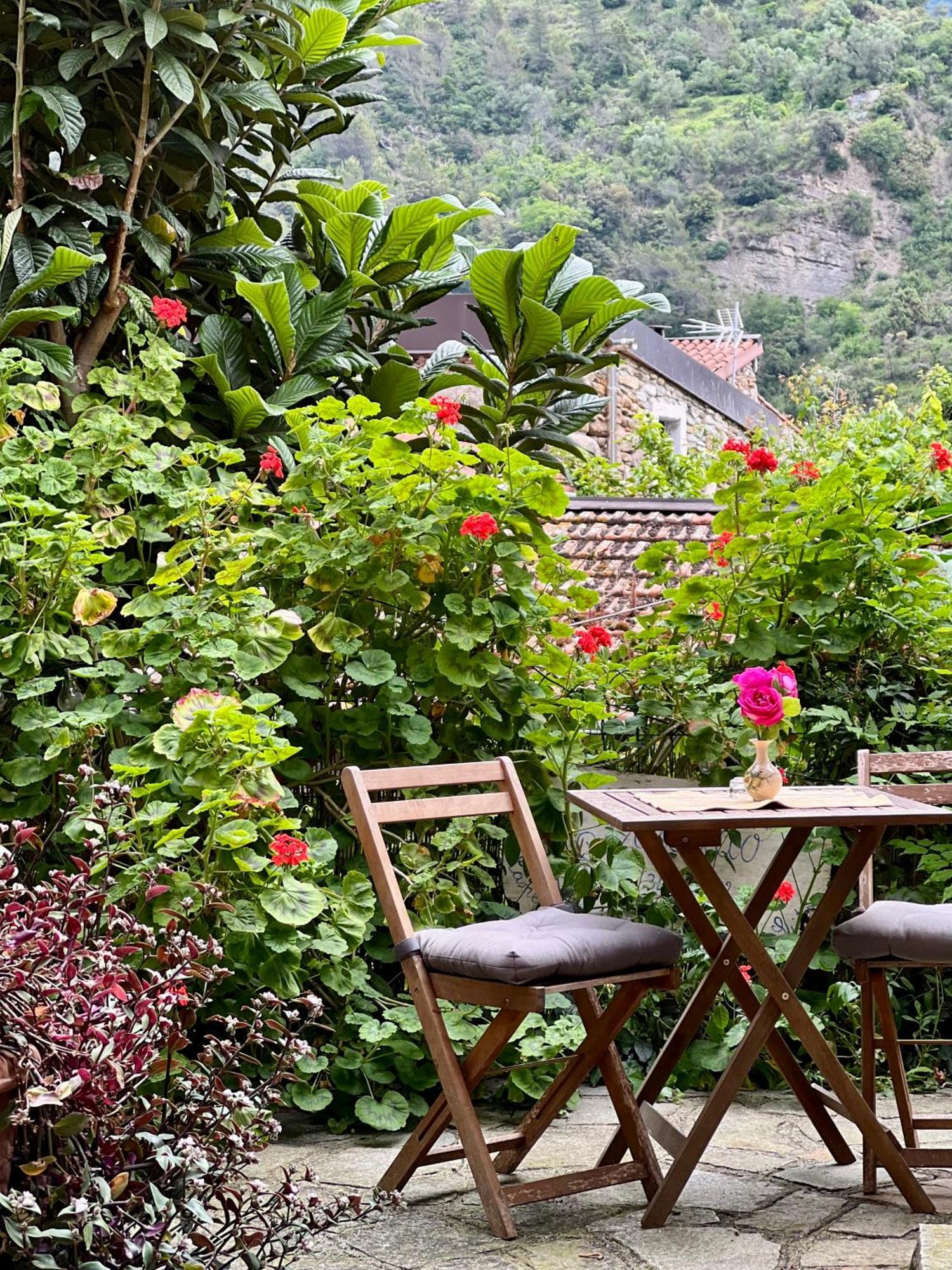 Stecado - Il Soppalco Lägenhet Dolceacqua Exteriör bild